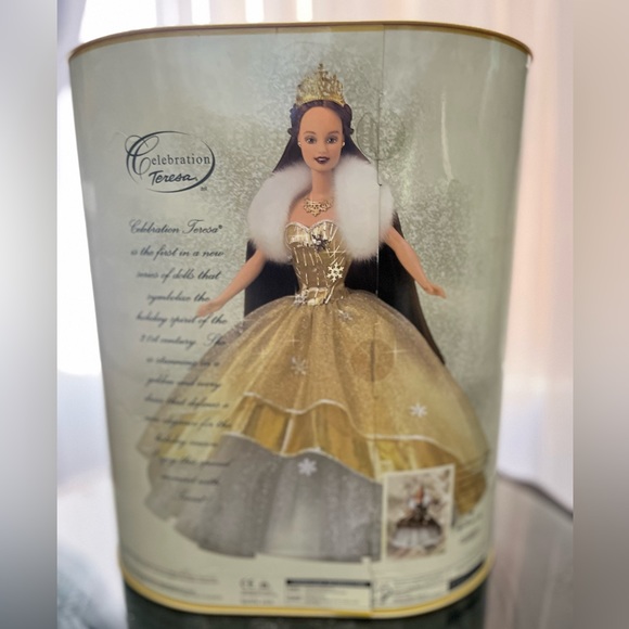 2000 Celebration Teresa Barbie - Picture 4 of 4